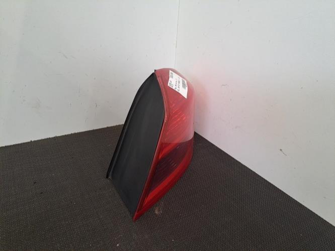 Image Feu arriere principal droit (feux) - RENAULT VEL SATIS