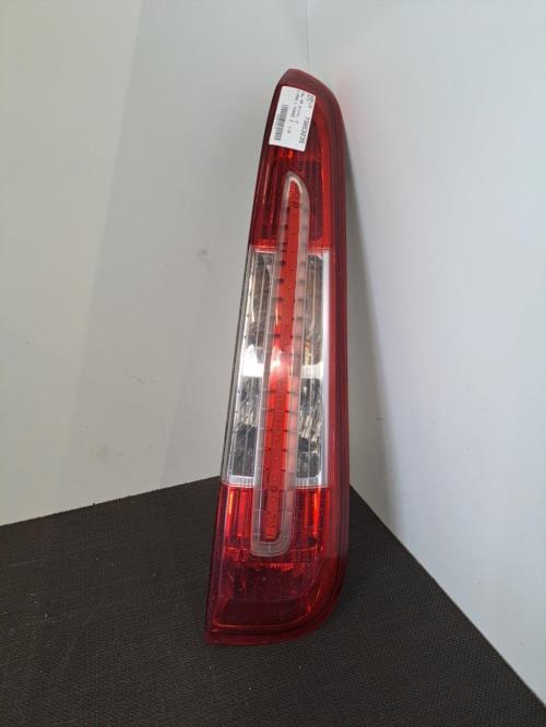 Image Feu arriere principal droit (feux) - FORD C-MAX 1