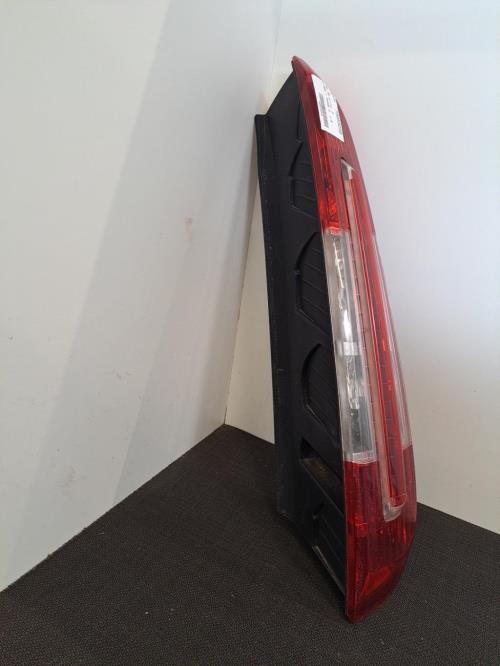 Image Feu arriere principal droit (feux) - FORD C-MAX 1
