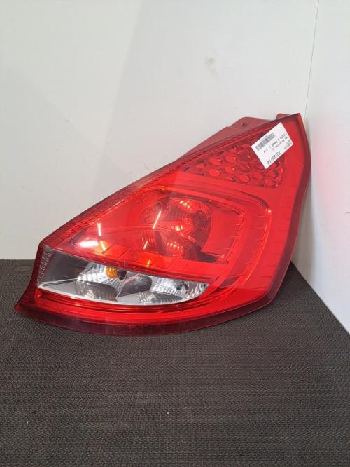 Image Feu arriere principal droit (feux) - FORD FIESTA 6