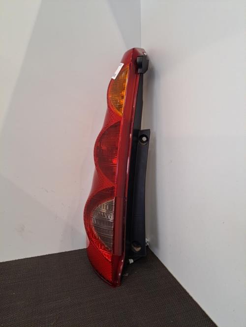 Image Feu arriere principal gauche (feux) - NISSAN NOTE 1