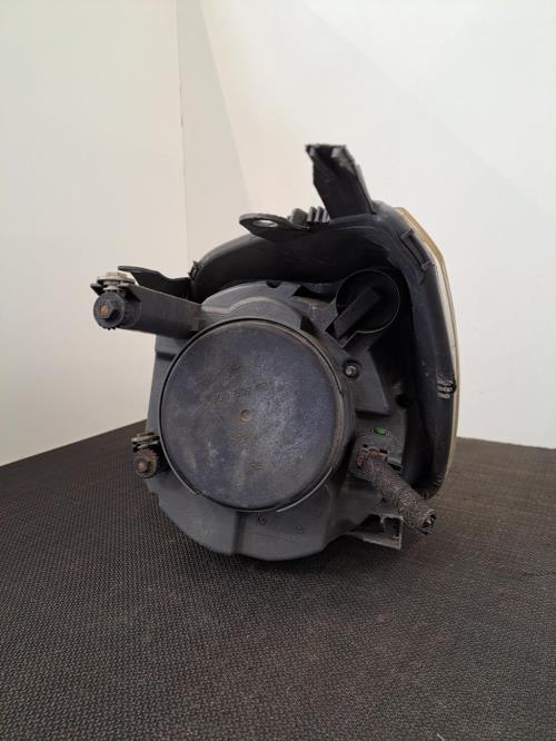 Image Optique avant principal droit (feux)(phare) - FORD FIESTA 5