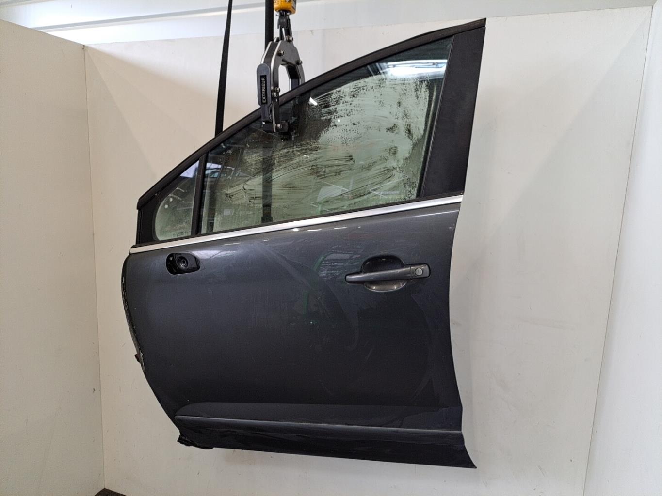 Poignée De Porte Avant Gauche Pour PEUGEOT 5008 Phase 1 - Réf. 9101KJ - Occasion En Bon état