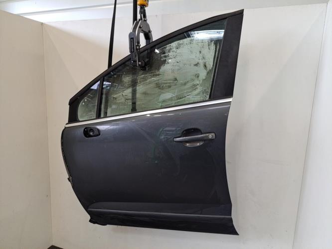 Image Porte avant gauche - PEUGEOT 5008 1