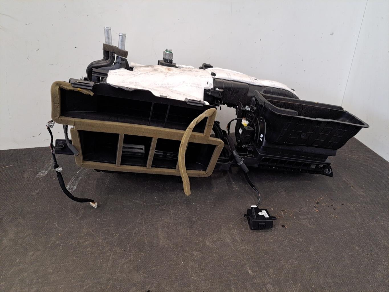 Bloc chauffage HYUNDAI TUCSON 2 PHASE 1 Diesel - 1