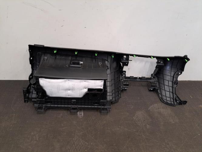 Image Boite a gants - HYUNDAI TUCSON 2