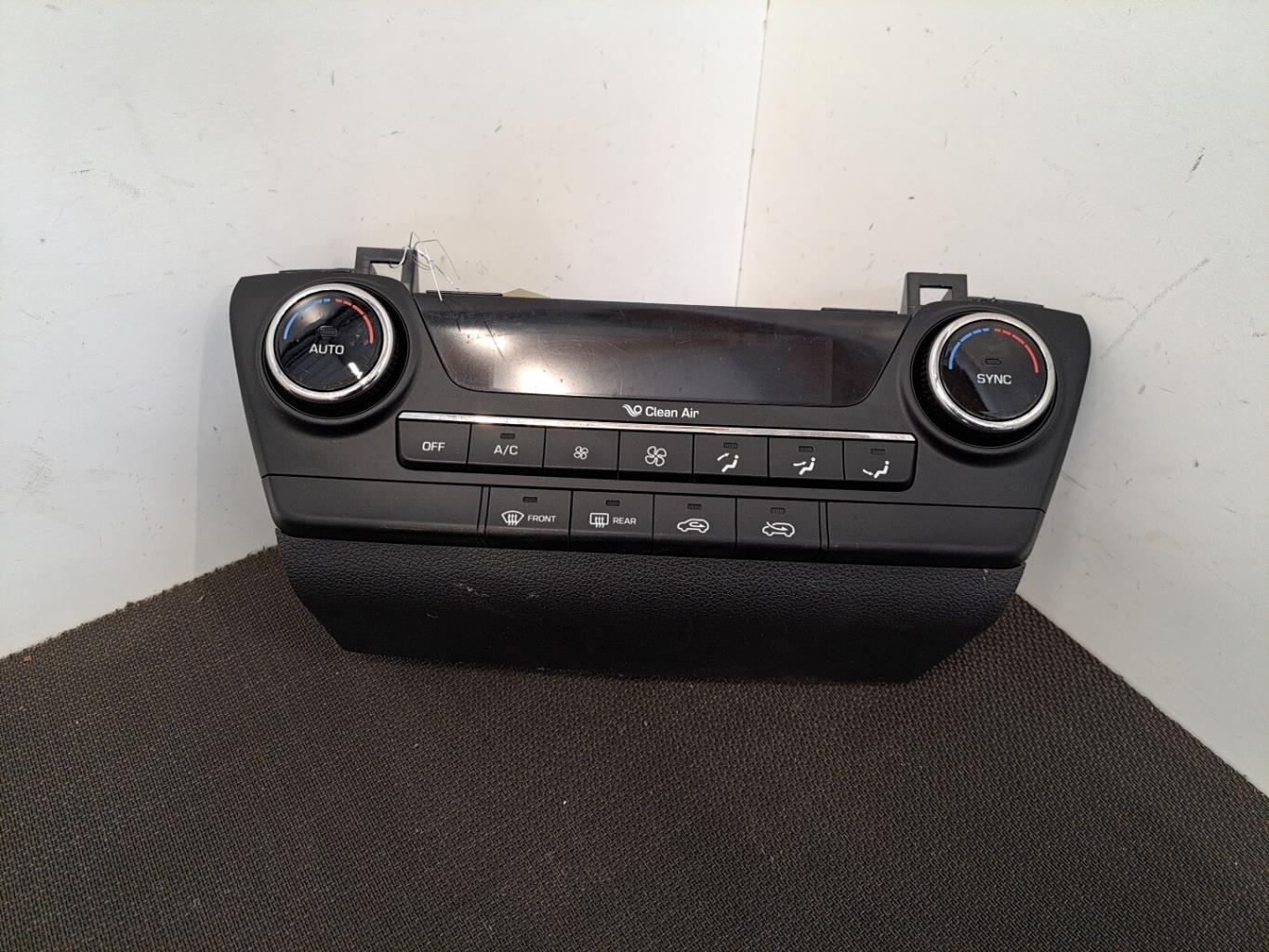 Commande chauffage HYUNDAI TUCSON 2 PHASE 1 Diesel - 1