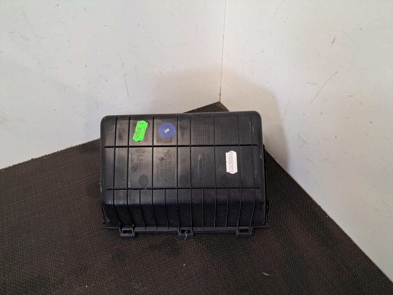Console central (interieur plastique) HYUNDAI TUCSON 2 PHASE 1 Diesel - 1