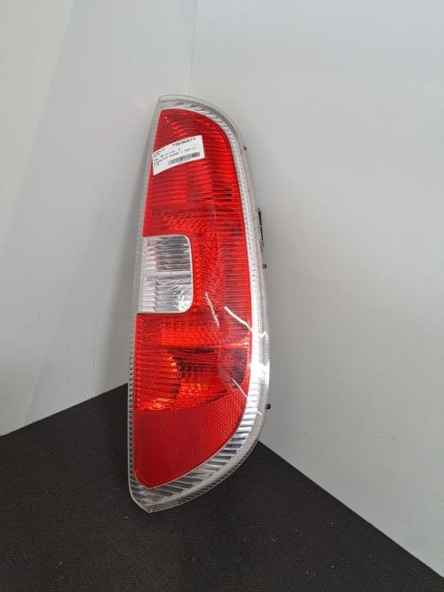 Image Feu arriere principal droit (feux) - SKODA ROOMSTER