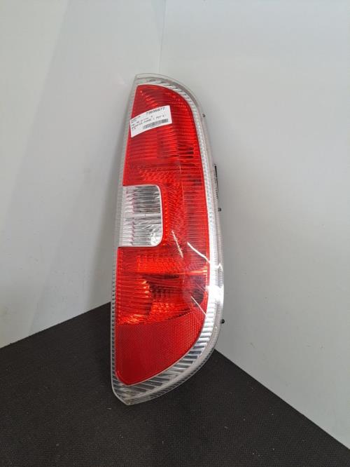 Image Feu arriere principal droit (feux) - SKODA ROOMSTER