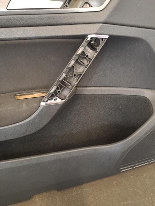 Image Garniture porte avant gauche - VOLKSWAGEN GOLF 7