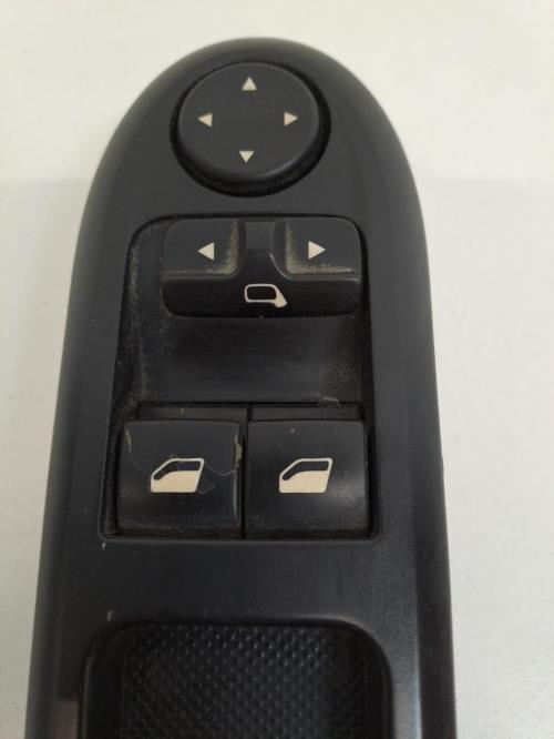 Image Interrupteur de leve vitre avant gauche - PEUGEOT 407