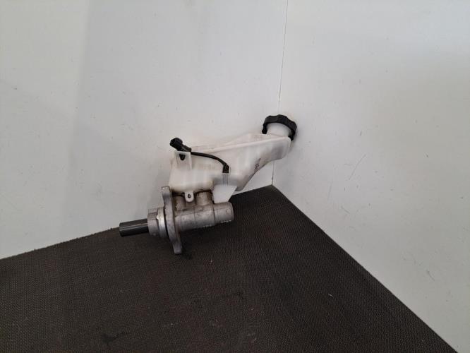 Image Maitre cylindre (freinage) - HYUNDAI TUCSON 2