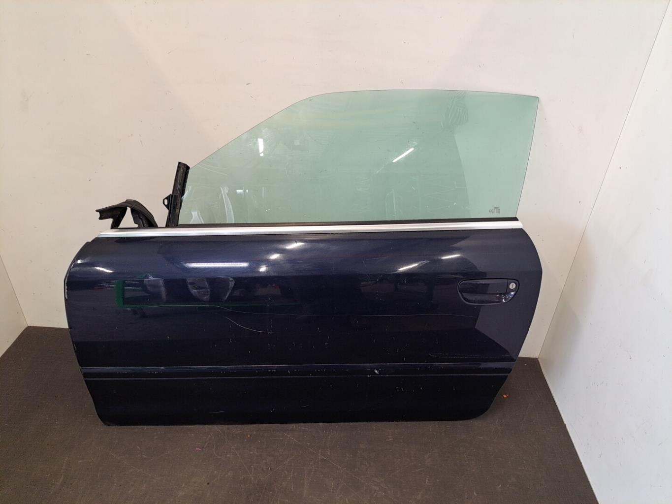 Porte avant gauche AUDI A4 2 CABRIO PHASE 1 Diesel - 1