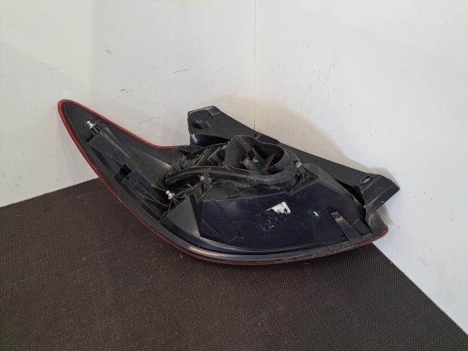 Image Feu arriere principal droit (feux) - FORD KA 2