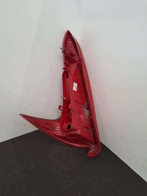 Image Feu arriere principal droit (feux) - PEUGEOT 206