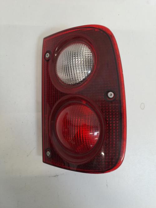 Image Feu arriere principal droit (feux) - LAND ROVER FREELANDER 1
