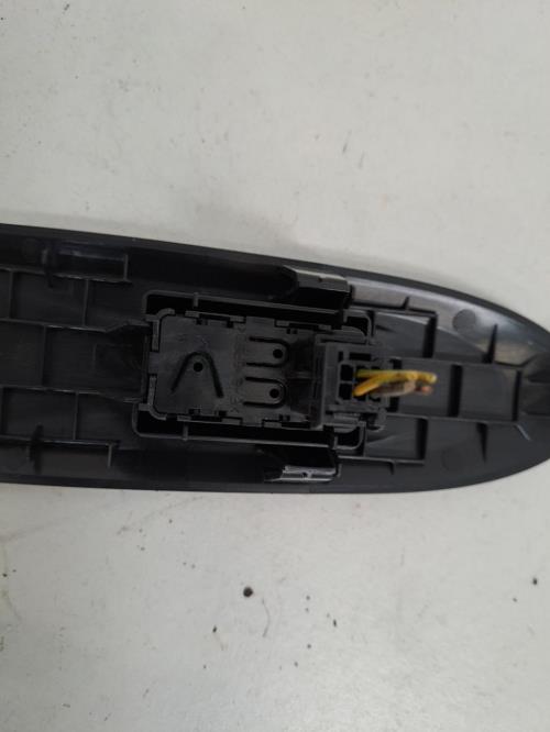 Image Interrupteur de leve vitre avant droit - CITROEN C4 2
