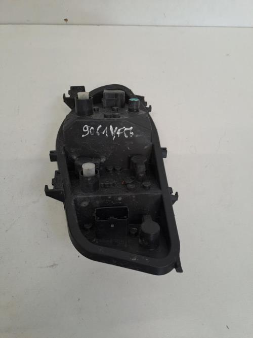 Image Platine feu arriere droit - RENAULT CLIO 3