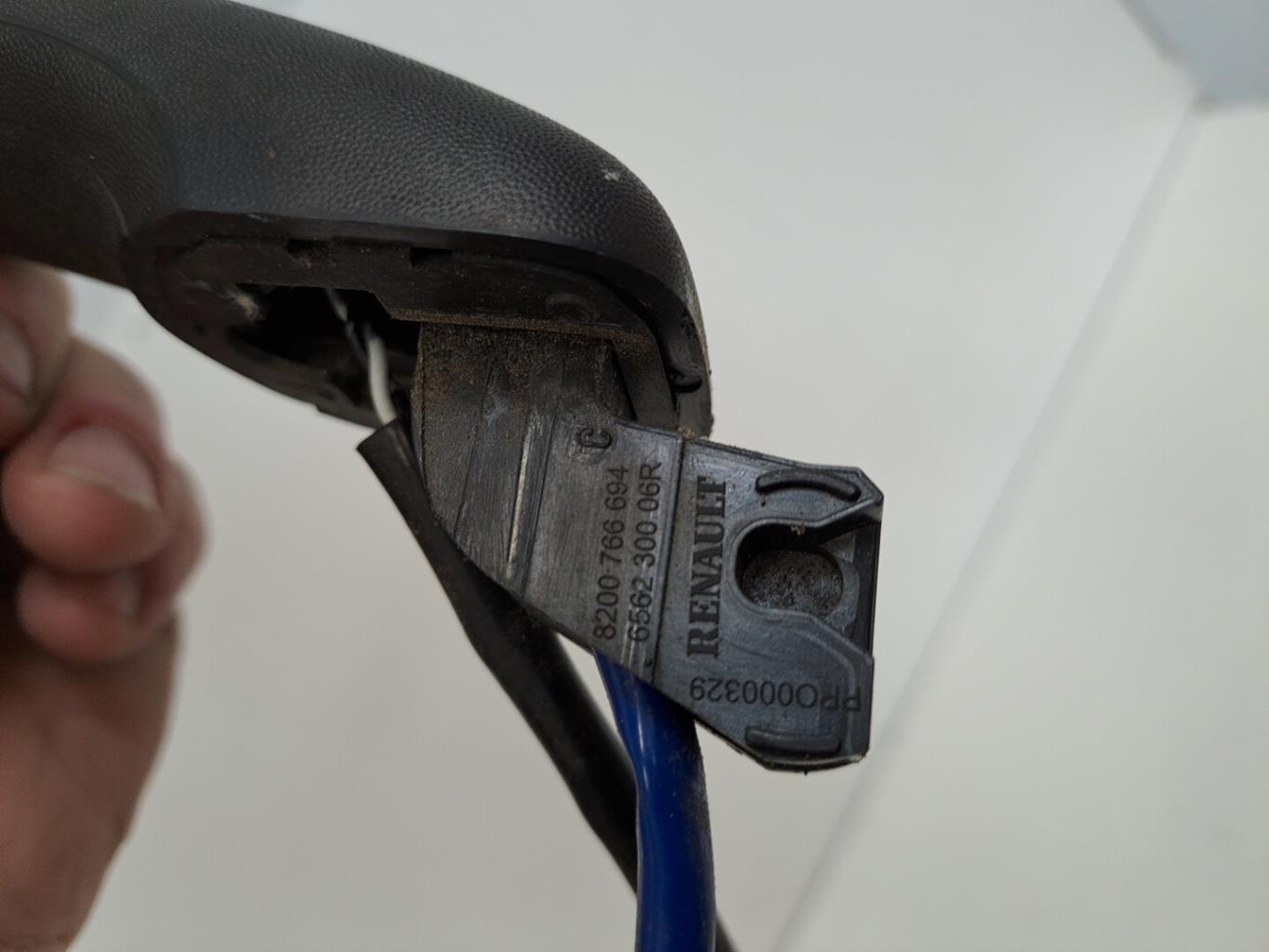 Poignee porte avant gauche RENAULT MASTER III FOURGON PROPULSION  - 1