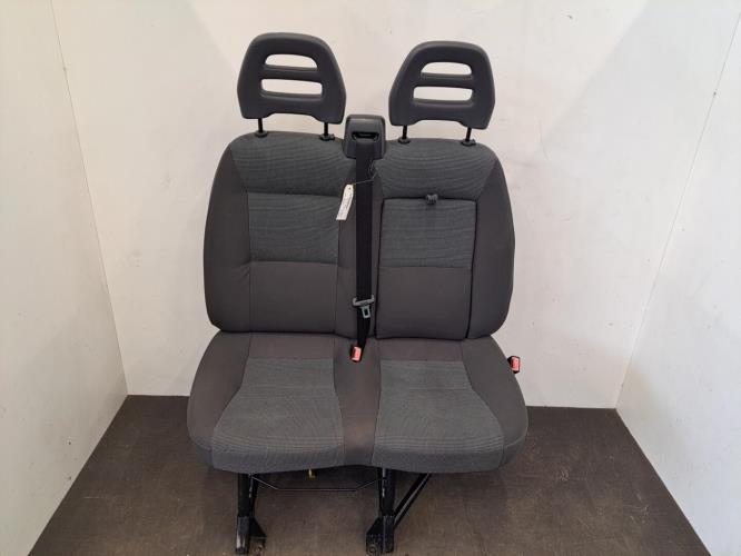 Image Siege avant droit (banquette double) - PEUGEOT BOXER 3