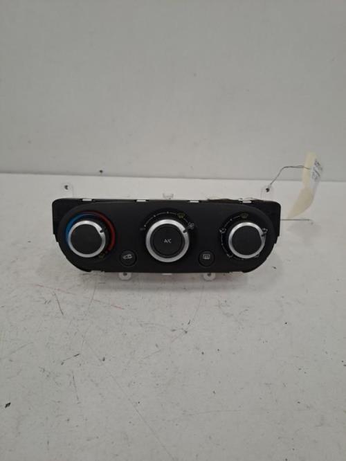 Image Commande chauffage - RENAULT CLIO 4