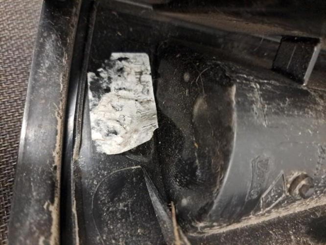 Image Enjoliveur de feu arriere gauche - RENAULT KANGOO 2