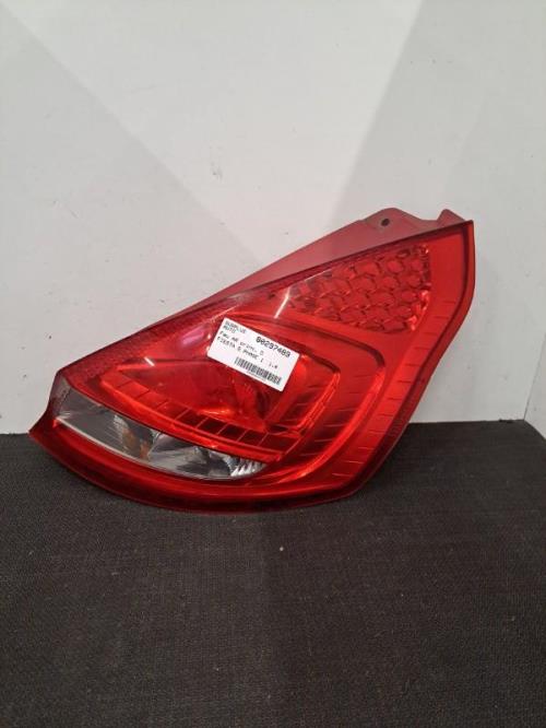 Image Feu arriere principal droit (feux) - FORD FIESTA 6