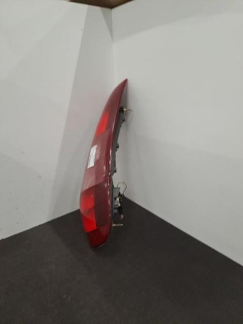 Image Feu arriere principal droit (feux) - FIAT PUNTO 1