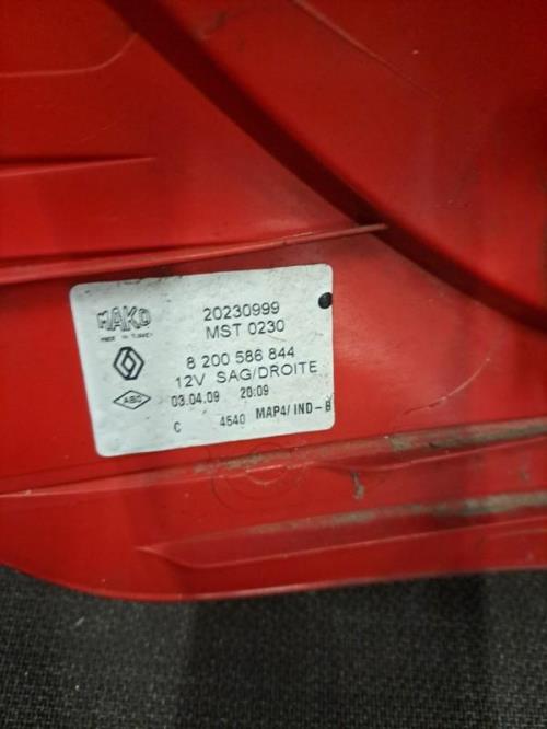 Image Feu arriere principal droit (feux) - RENAULT CLIO 3