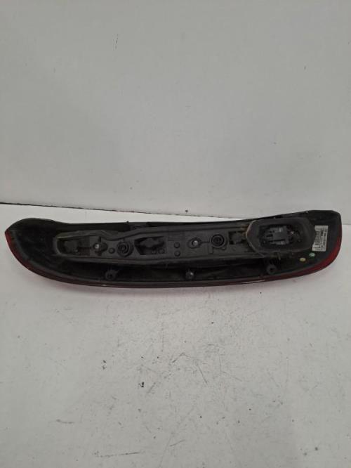 Image Feu arriere principal droit (feux) - OPEL CORSA C