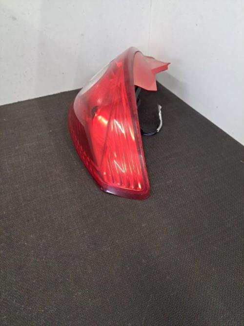 Image Feu arriere principal droit (feux) - OPEL CORSA D