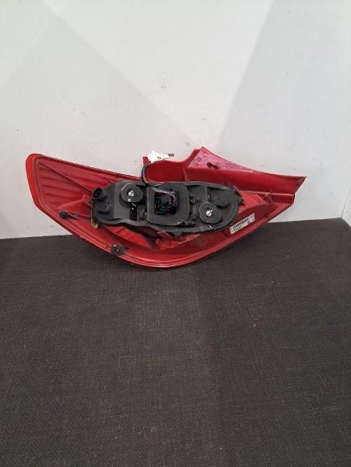 Image Feu arriere principal droit (feux) - OPEL CORSA D
