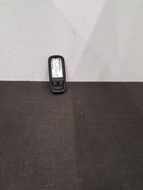Image Interrupteur de leve vitre avant gauche - FORD FIESTA 6