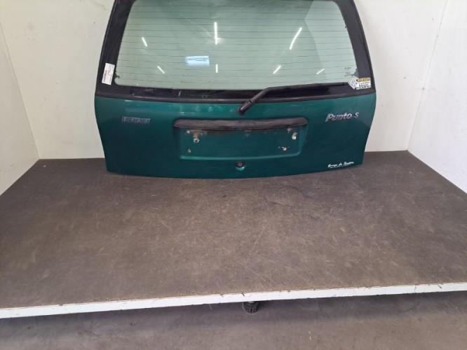 Image Malle/Hayon arriere - FIAT PUNTO 1