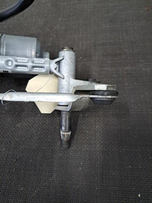Image Moteur essuie glace avant droit - PEUGEOT 5008 1