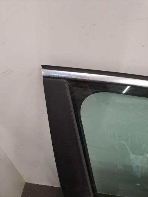 Image Porte avant droit - VOLKSWAGEN PASSAT 5