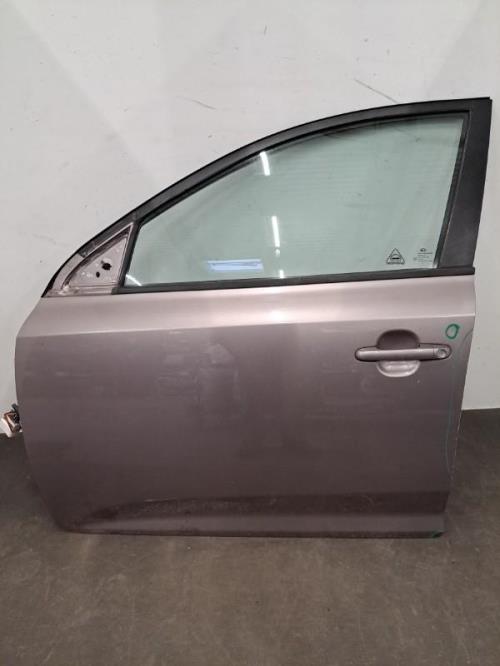 Image Porte avant gauche - KIA CEE-D 1