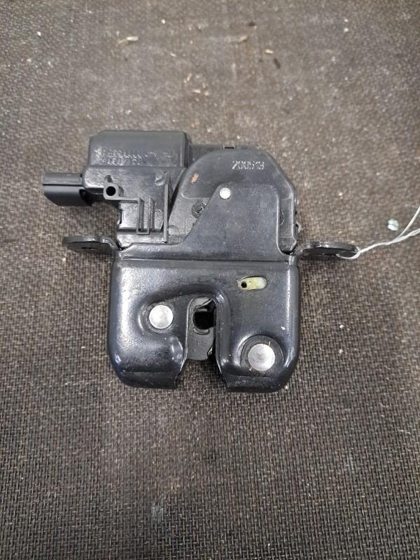 Serrure de coffre RENAULT SCENIC 3 PHASE 3 Diesel - 1