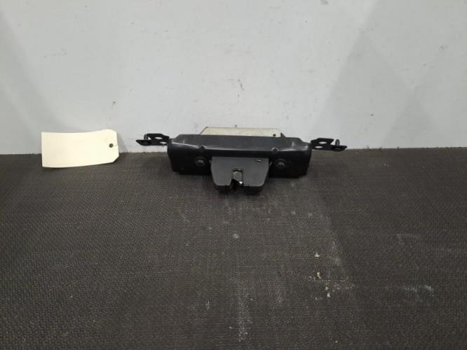 Image Serrure de hayon - PEUGEOT 208 1