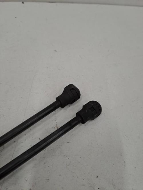 Image Verin de coffre - RENAULT CLIO 4