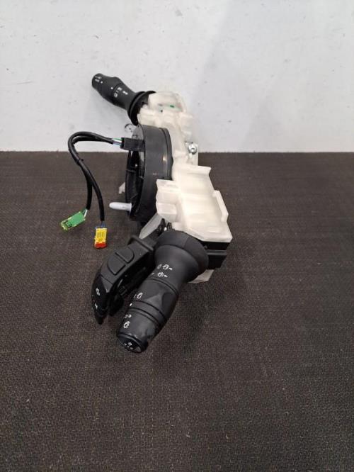 Image Com (Bloc Contacteur Tournant+Commodo Essuie Glace+Commodo Phare) - RENAULT MEGANE 3