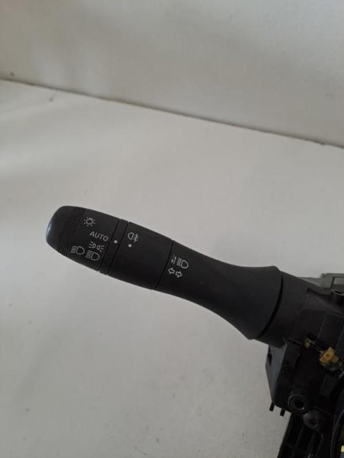 Image Com (Bloc Contacteur Tournant+Commodo Essuie Glace+Commodo Phare) - RENAULT CLIO 5