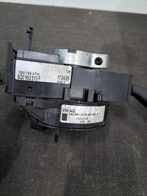 Image Com (Bloc Contacteur Tournant+Commodo Essuie Glace+Commodo Phare) - VOLKSWAGEN TRANSPORTER 5