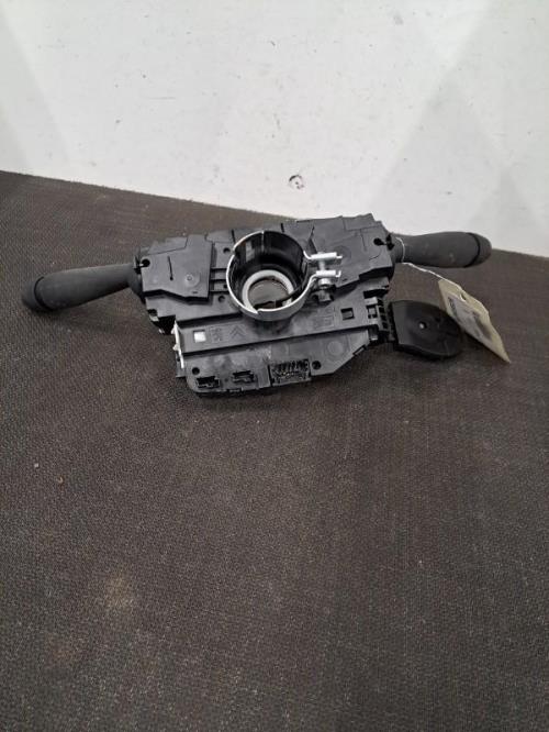 Image Com (Bloc Contacteur Tournant+Commodo Essuie Glace+Commodo Phare) - PEUGEOT 308 2