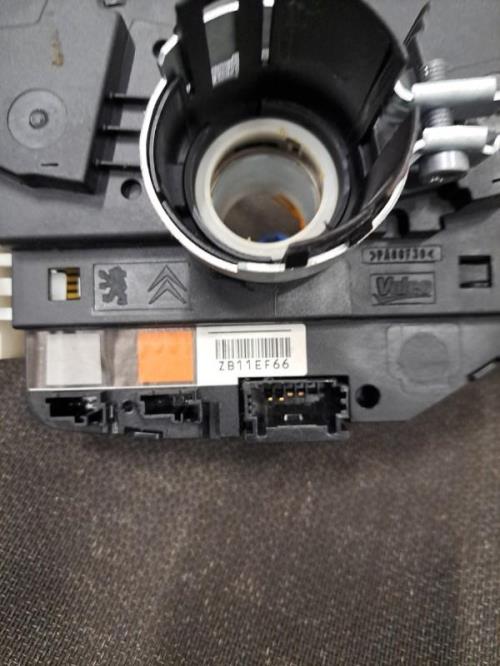 Image Com (Bloc Contacteur Tournant+Commodo Essuie Glace+Commodo Phare) - PEUGEOT 308 2 SW