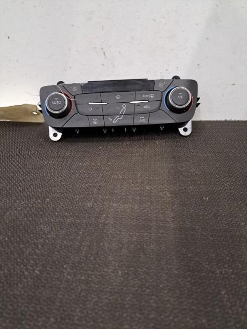 Image Commande chauffage - FORD FOCUS 3