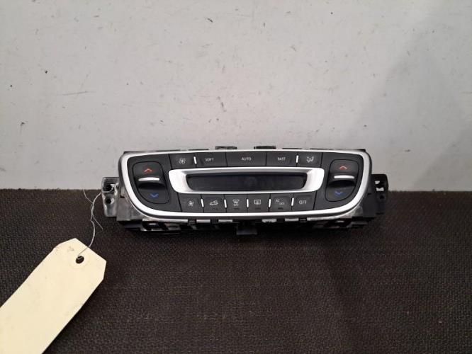 Image Commande chauffage - RENAULT MEGANE 3