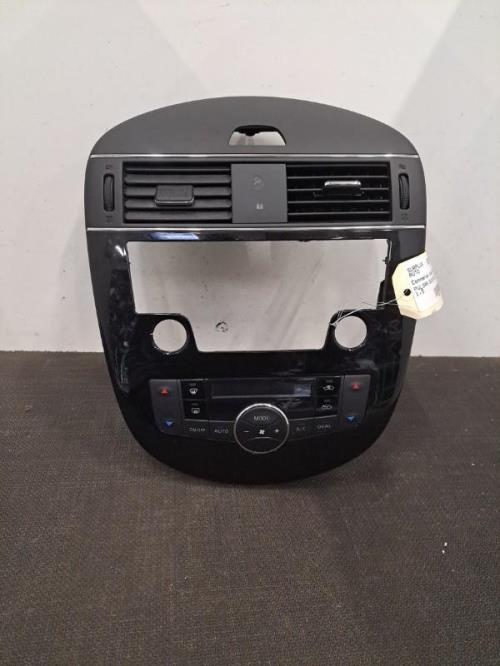Image Commande chauffage - NISSAN PULSAR