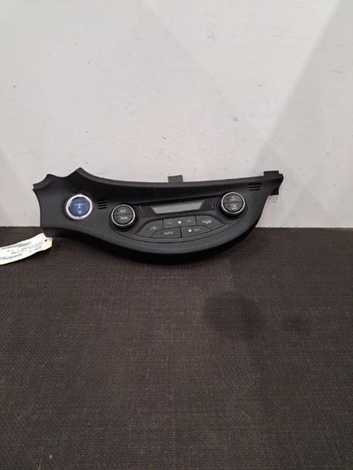 Image Commande chauffage - TOYOTA YARIS 3